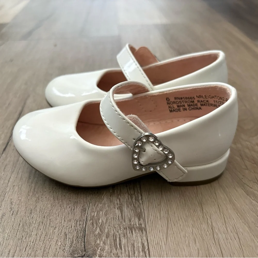 Nordstrom kids Leighton Mary Jane Dress Pump size 6